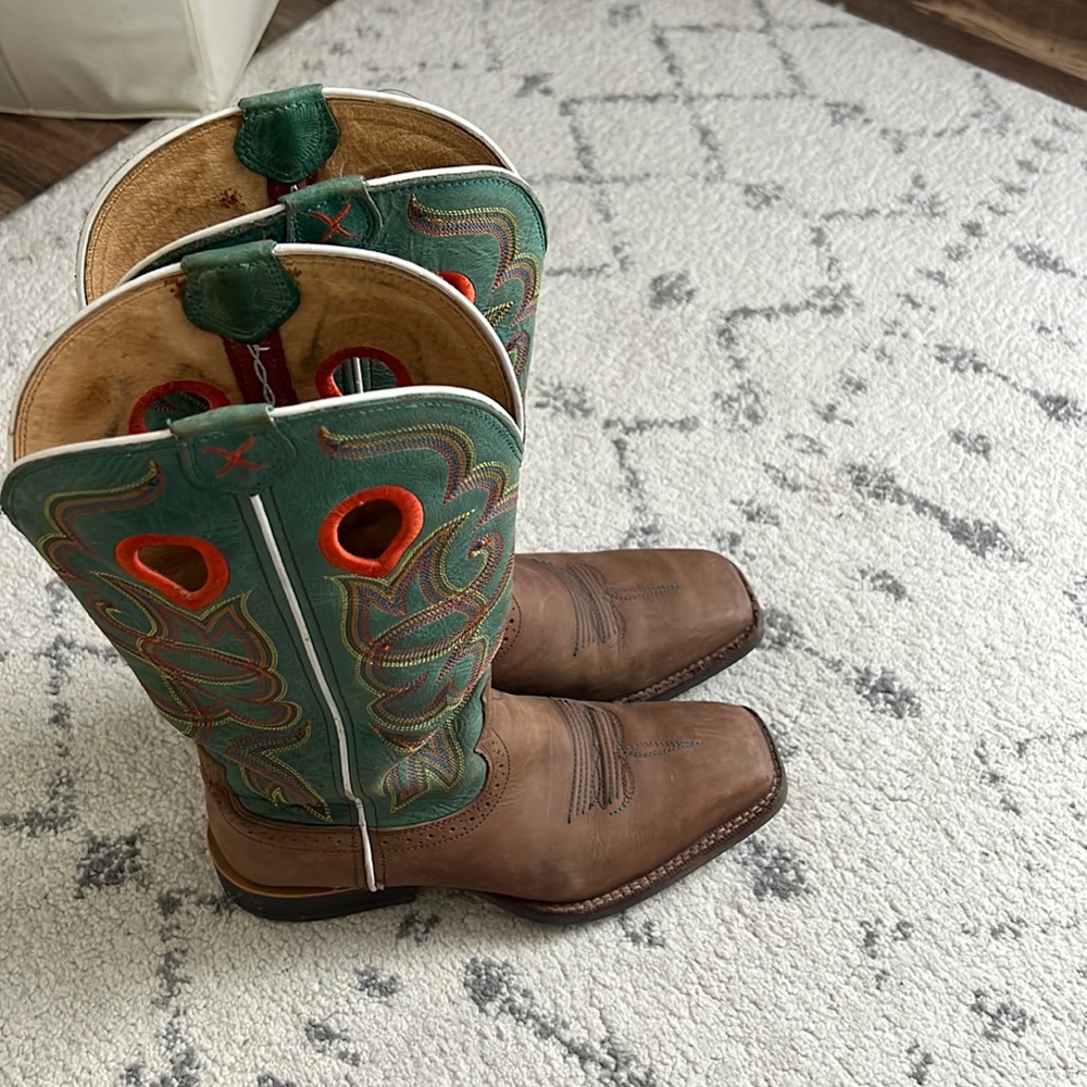 Twisted X Green and Brown Cowgirl/Cowboy Boots